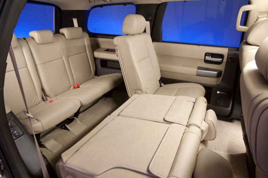 2010 Toyota Sequoia 8